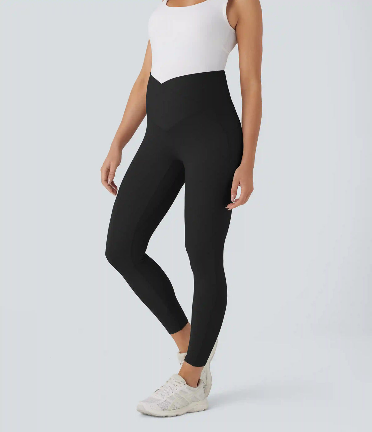 SoftlyZero™ Super High Waisted Crossover Pocket 7/8 Yoga Maternity Leggings