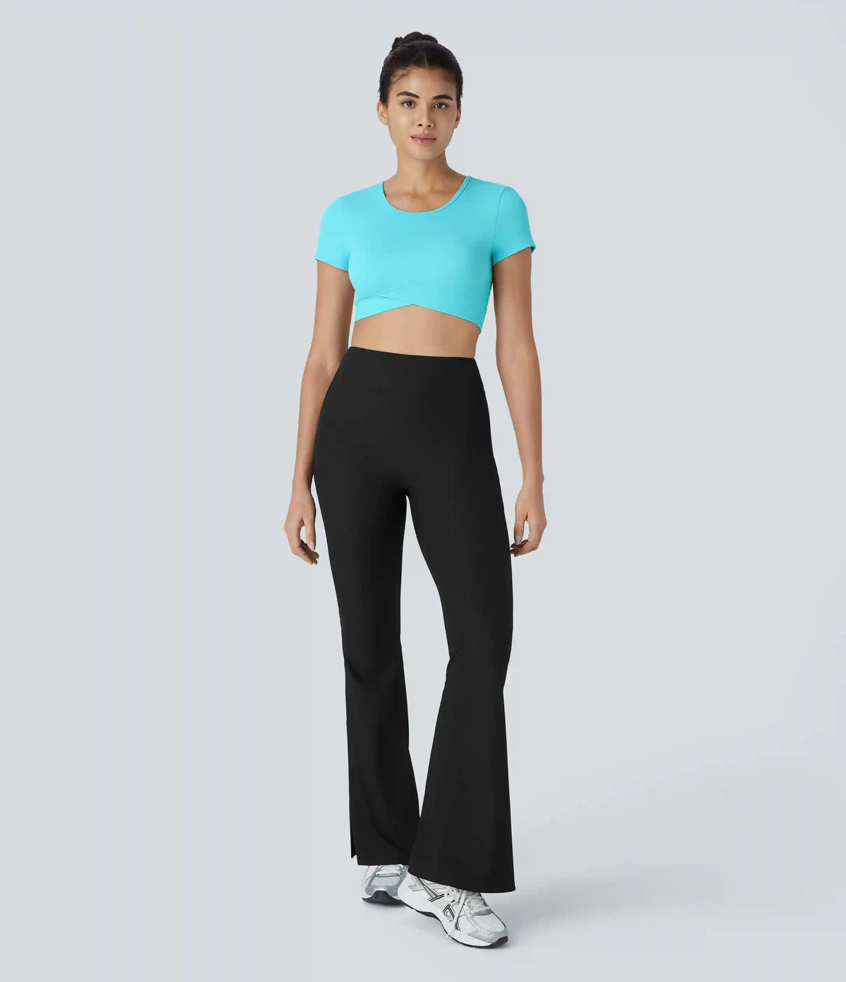SoftlyZero™ Plush Crossover Hem Cropped Sports Top