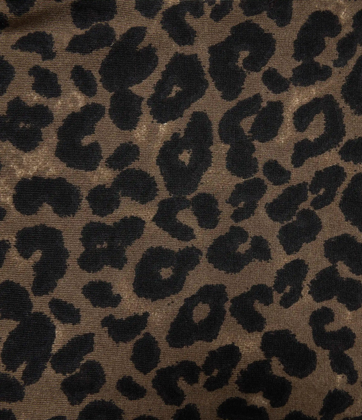 Round Neck Leopard Print Long Sleeve Casual T-Shirt with Thumbholes