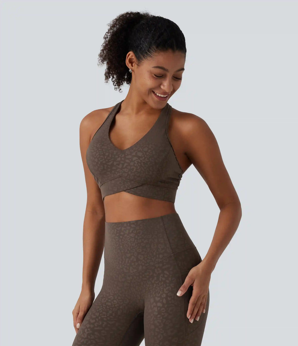 Medium Support V Neck Leopard Built-in Bra Racerback Training Sports Bra