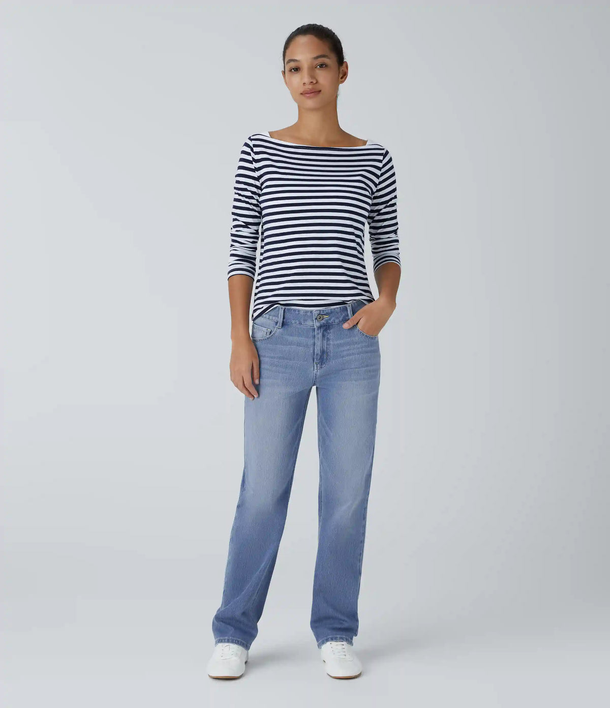 Halara Flex™ Low Rise Zipper Pockets Straight Leg Washed Casual Jeans
