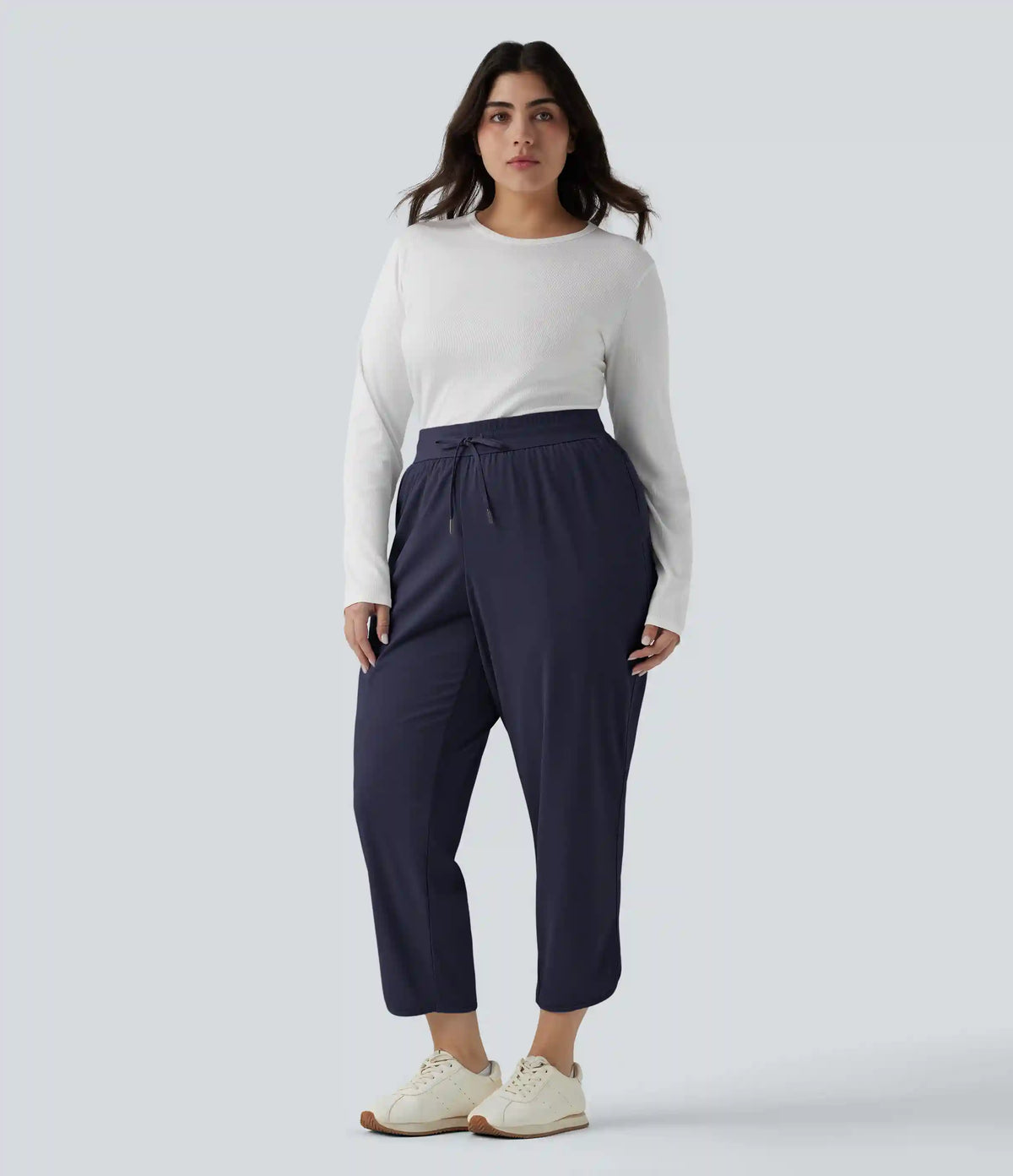 Plus Size Mid Rise Drawstring Curved Hem Quick Dry Golf Tapered Pants with Pockets-UPF40+