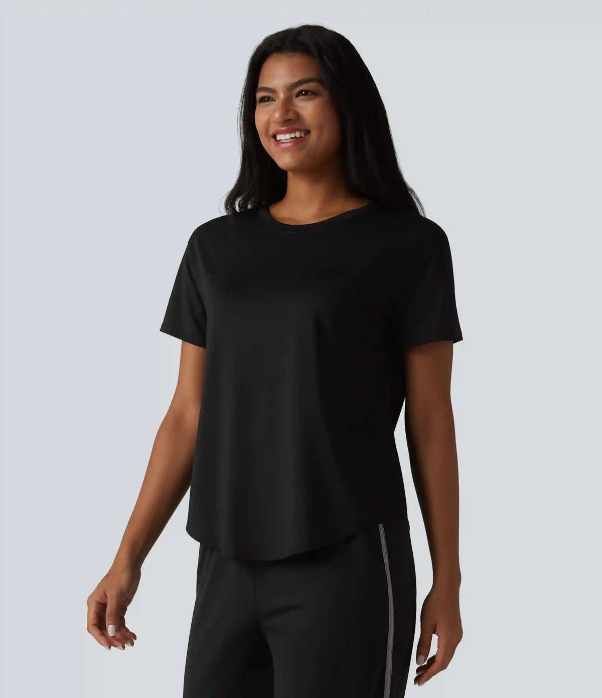 Round Neck Short Sleeve Built-in Bra Curved Hem Casual T-Shirt