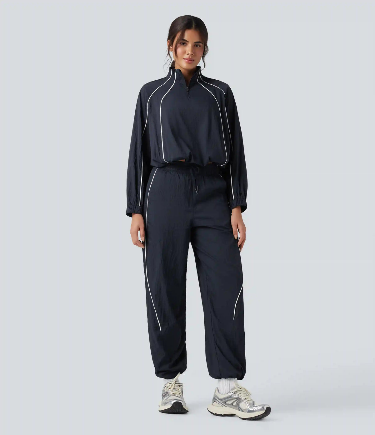 Lightweight Durable Water Repellent Low Rise Drawstring Color Block Cinchable Hem Running Joggers with Pockets