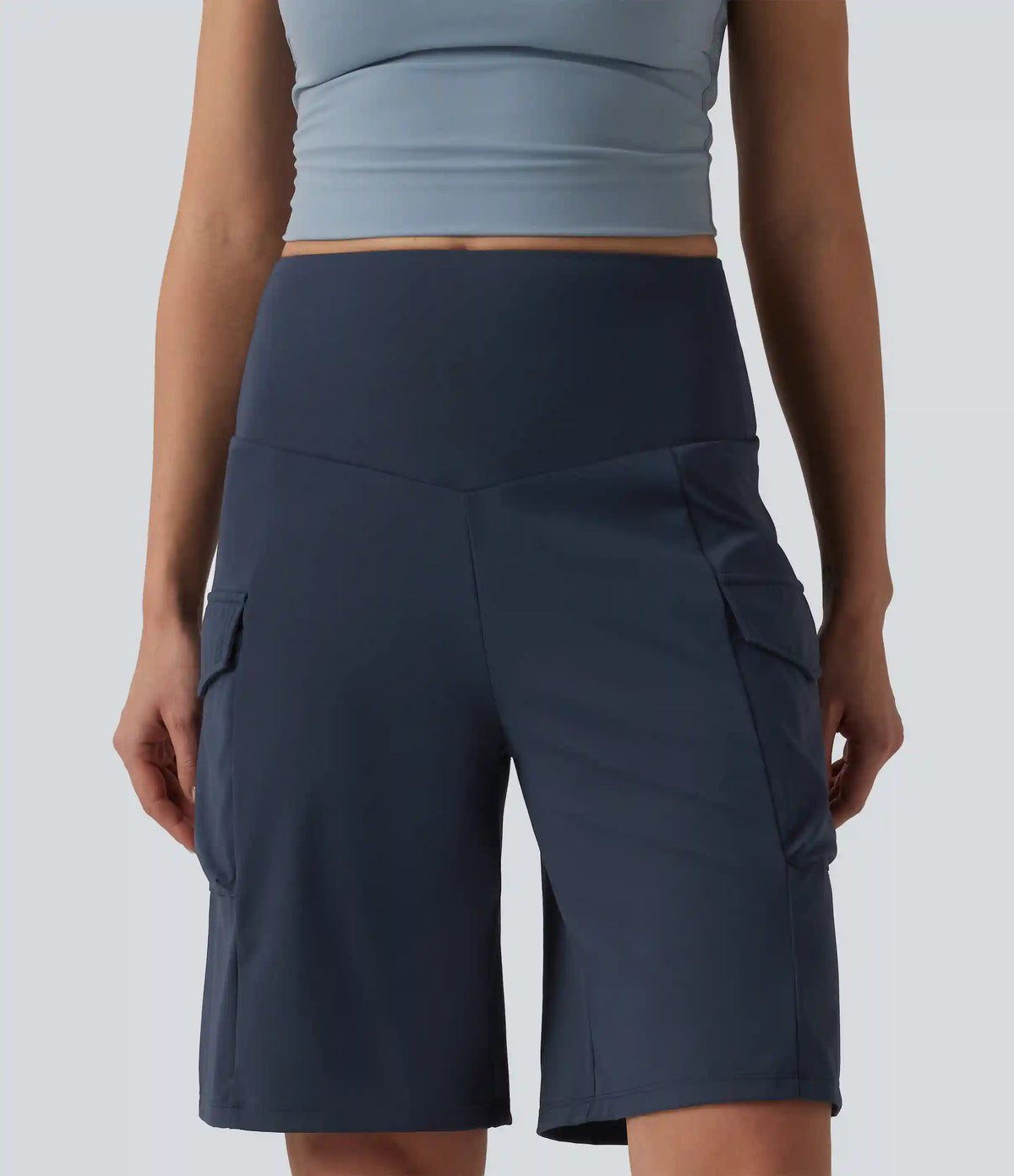 Mid Rise Cargo Yoga Baggy Shorts with Pockets