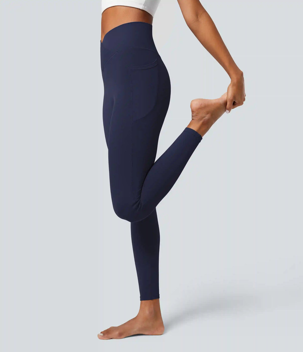 SoftlyZero™ Crossover Pocket Plain Leggings