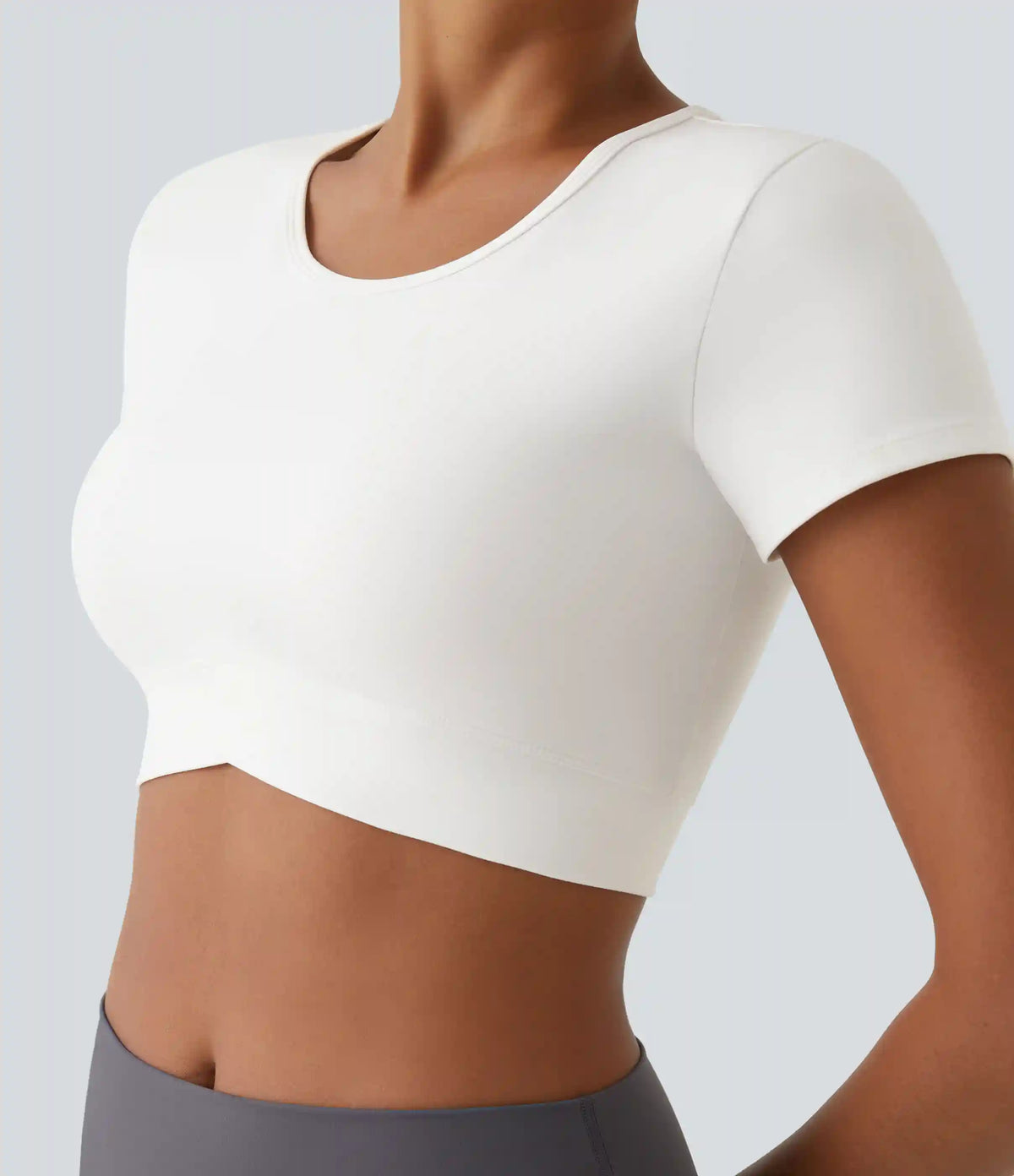 SoftlyZero™ Plush Crossover Hem Cropped Sports Top