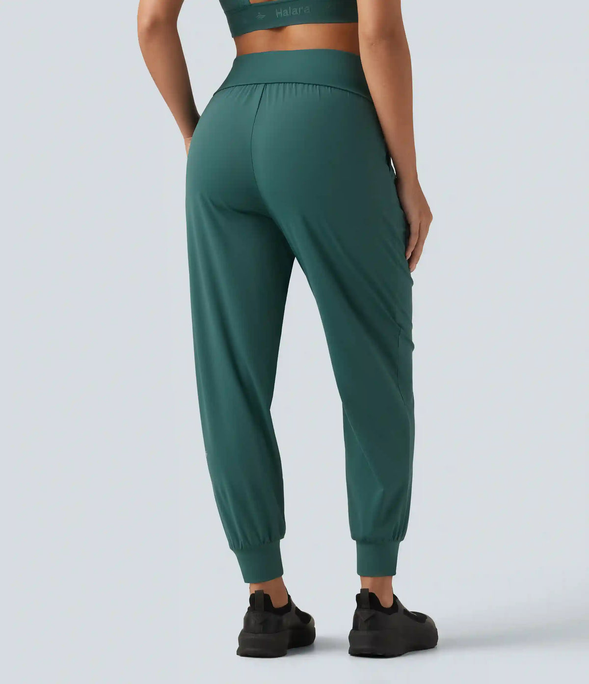 Mid Rise Running Joggers with Pockets