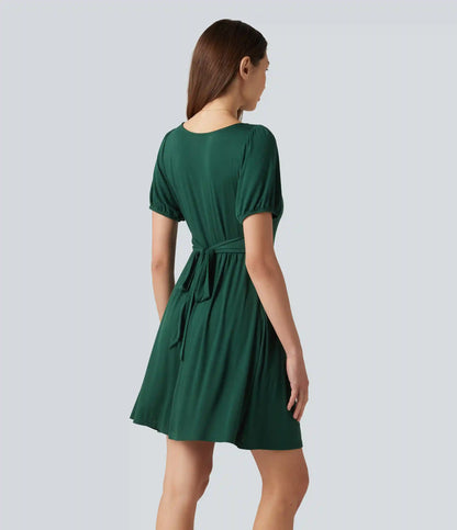 Scoop Neck Short Sleeve Tie Back Mini Casual Dress with Pockets