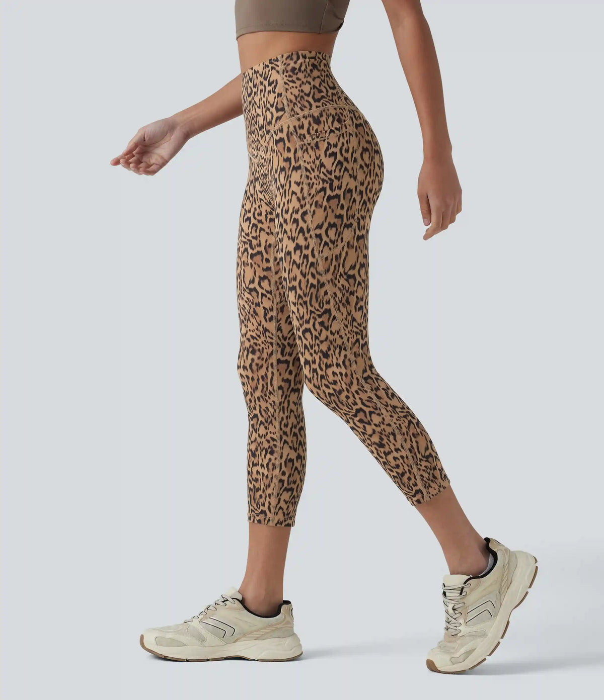 Halara UltraSculpt™ Leopard Print High Waisted Tummy Control Training Capri Leggings with Pockets