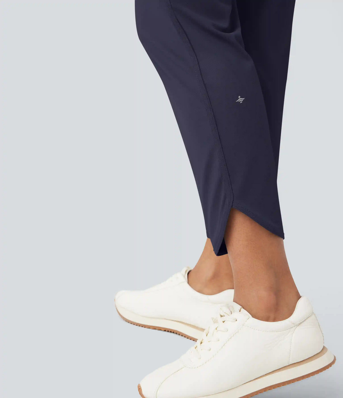 Mid Rise Drawstring Curved Hem Quick Dry Golf Tapered Pants with Pockets-UPF40+