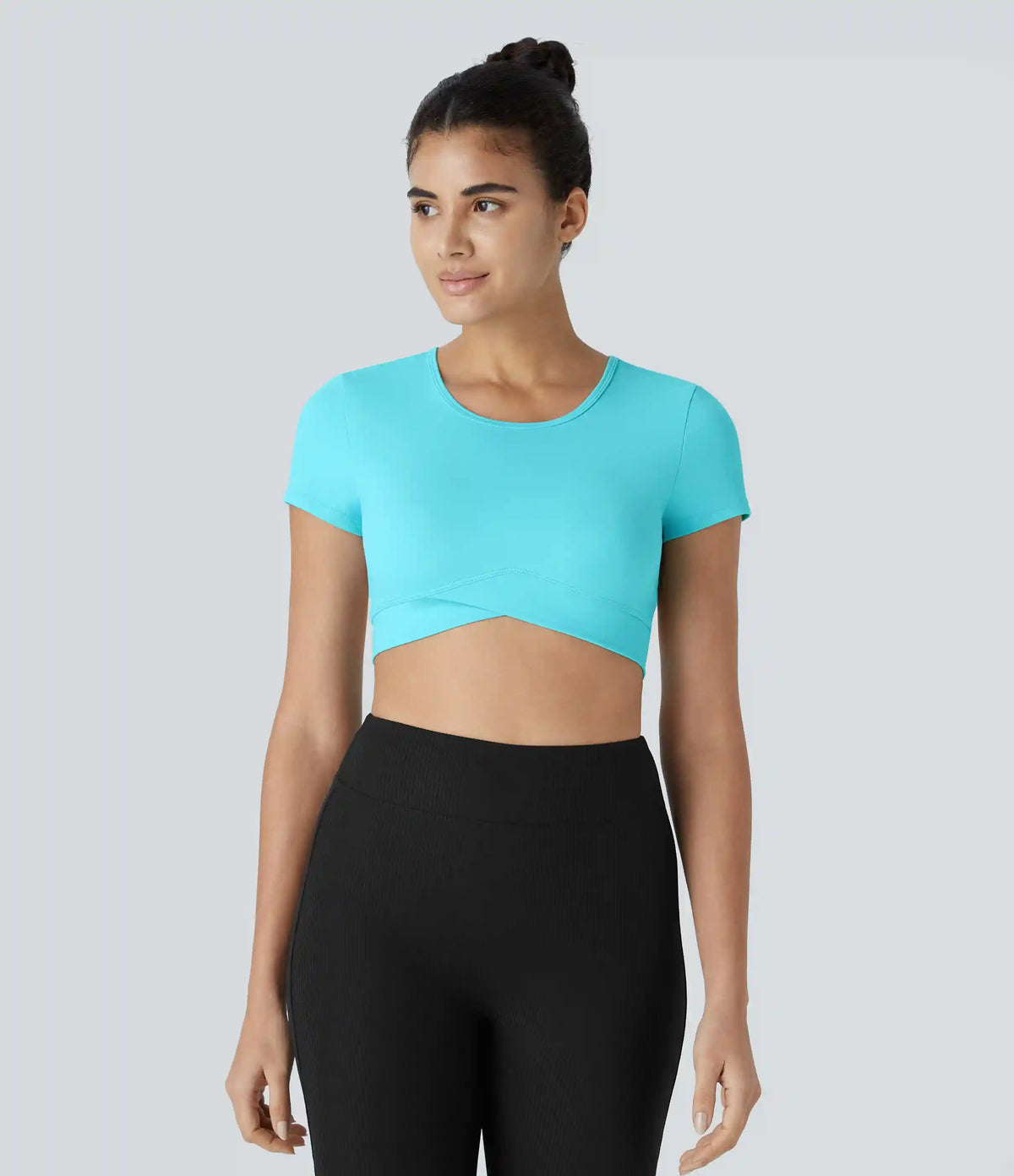 SoftlyZero™ Plush Crossover Hem Cropped Sports Top
