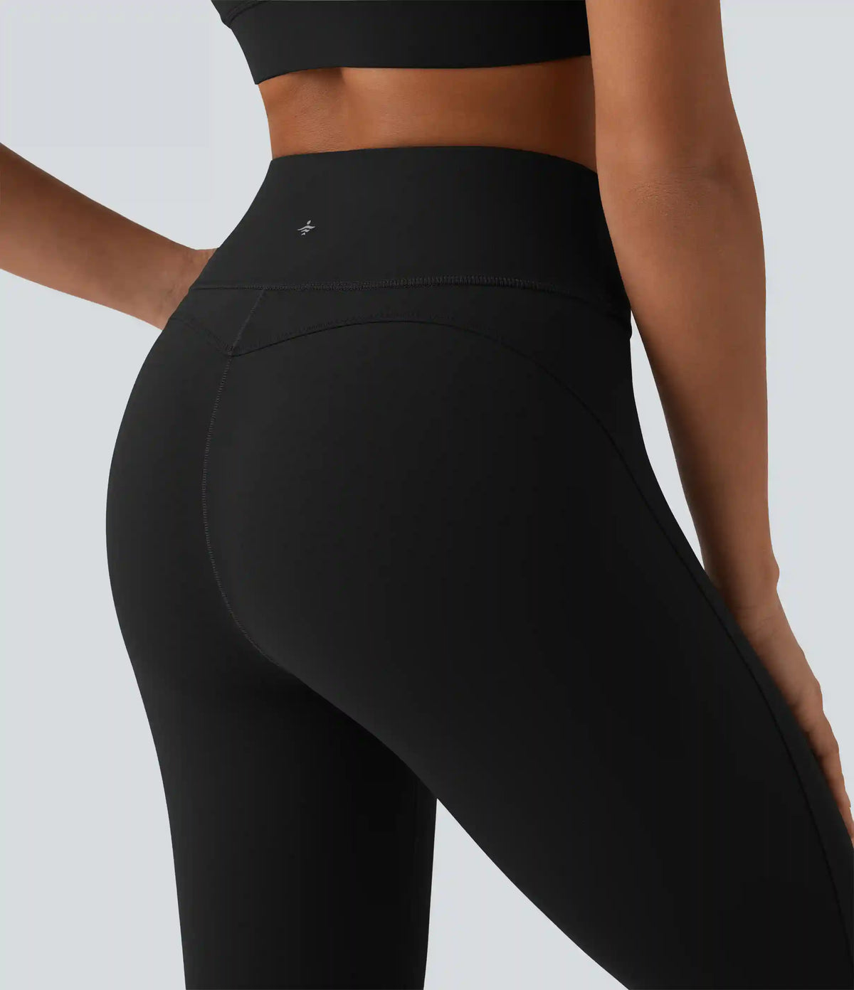 Halara UltraSculpt™ High Waisted D-Buckle Hiking 7/8 Leggings with Zip Pocket