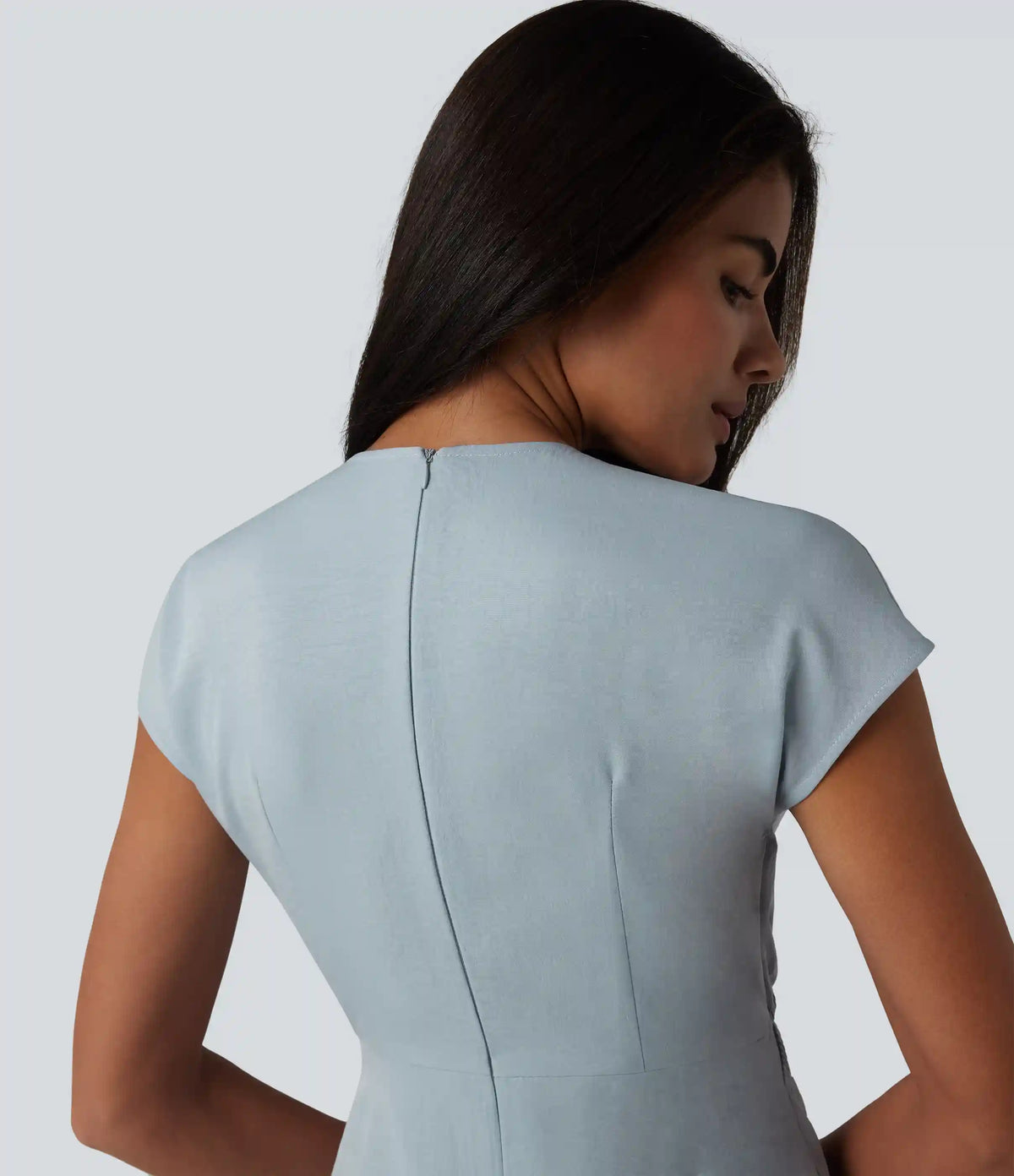 V-neck Short Sleeve Twisted Cut-out Invisible Zipper Midi Resort Dress with Pockets