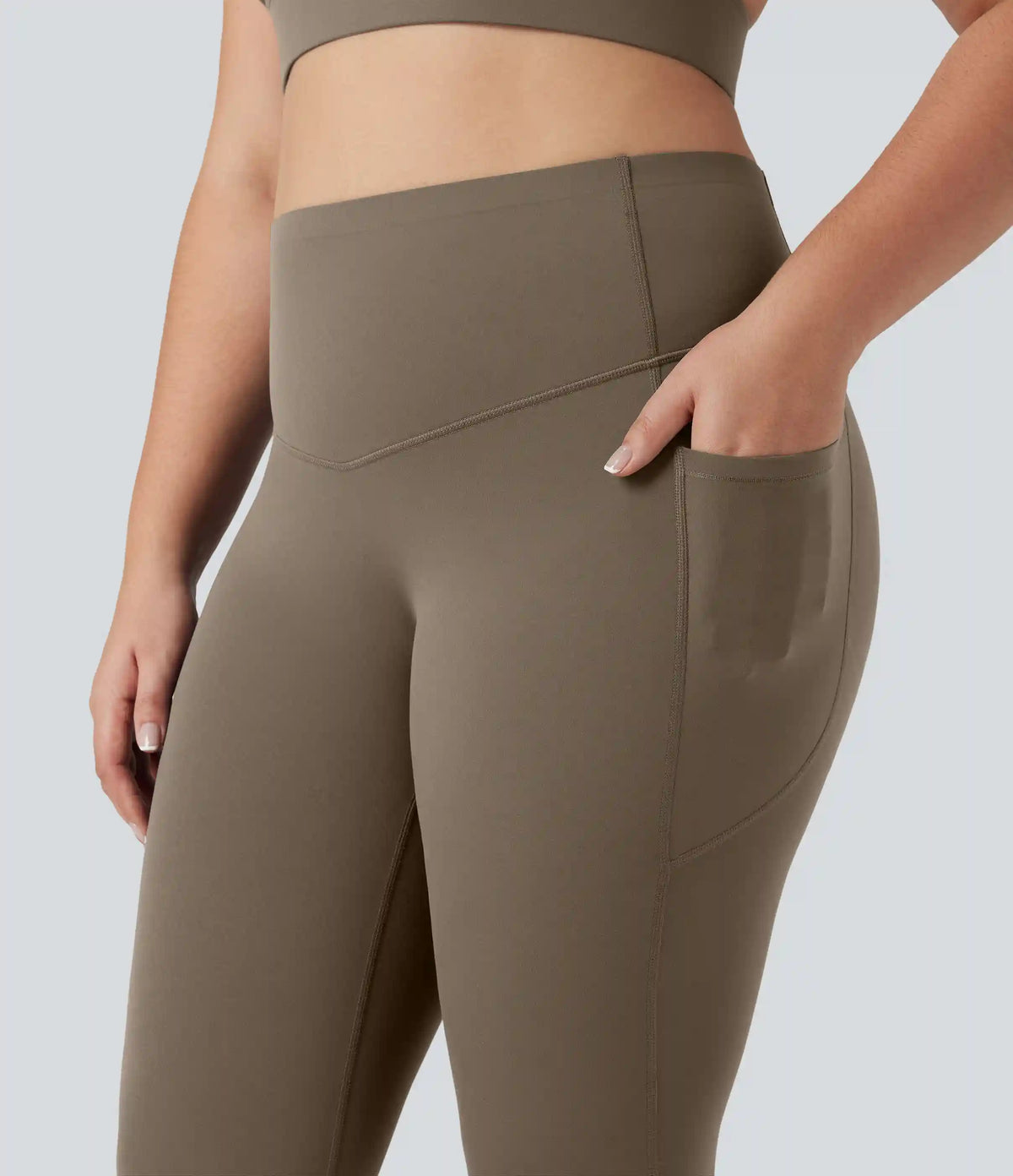 Plus Size Halara UltraSculpt™ High Waisted Butt Lifting Tummy Control Capri Training Leggings with Pockets