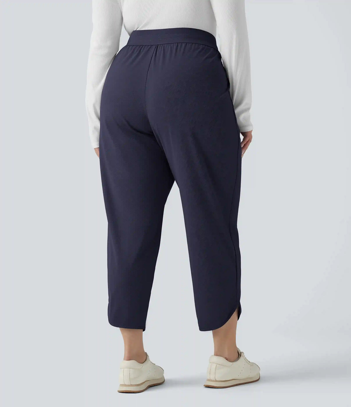 Plus Size Mid Rise Drawstring Curved Hem Quick Dry Golf Tapered Pants with Pockets-UPF40+