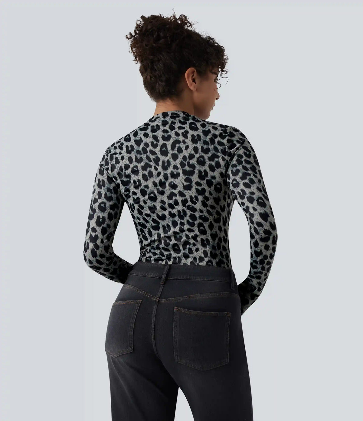 Round Neck Long Sleeve Leopard Print Casual Slim Top