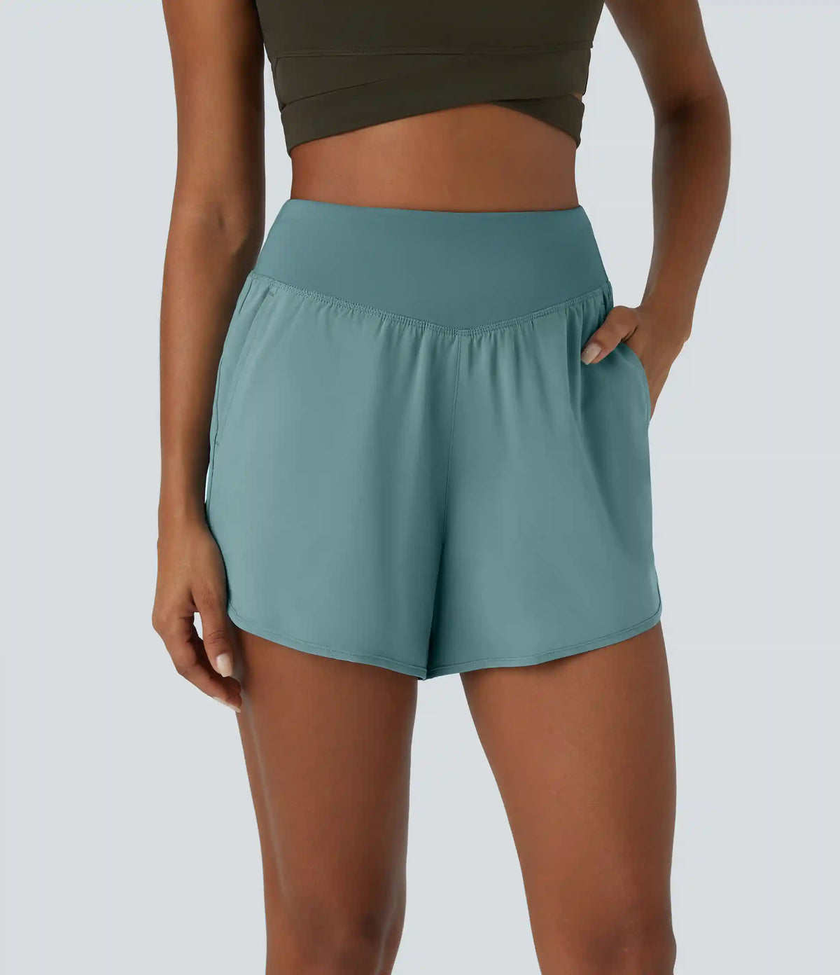 Breezeful™ High Waisted Pocket Quick Dry Casual Shorts 4"