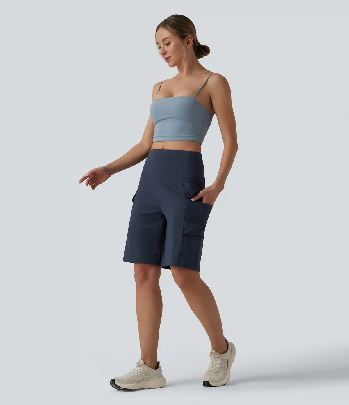 Mid Rise Cargo Yoga Baggy Shorts with Pockets