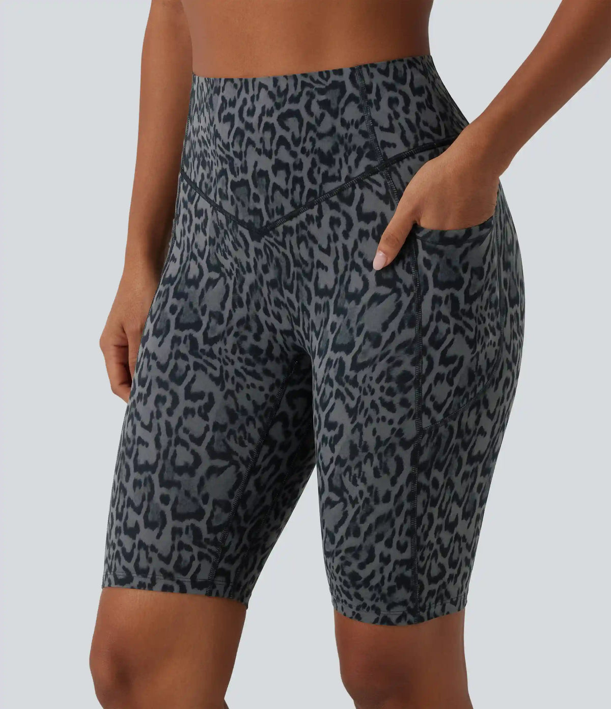 Halara UltraSculpt™ Leopard Print High Waisted Scrunch Butt Lifting Tummy Control Training Biker Shorts 9'' with Pockets