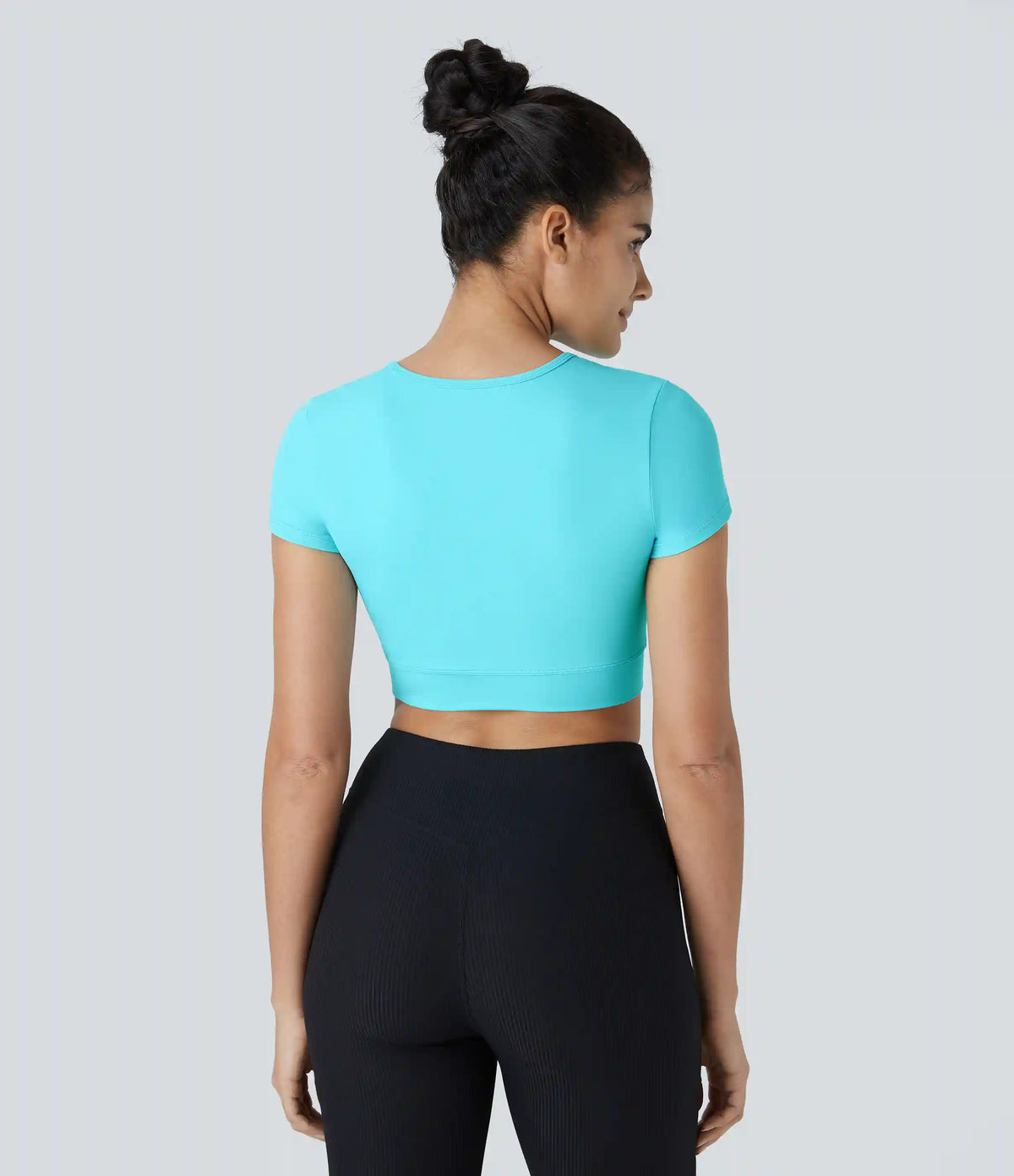 SoftlyZero™ Plush Crossover Hem Cropped Sports Top