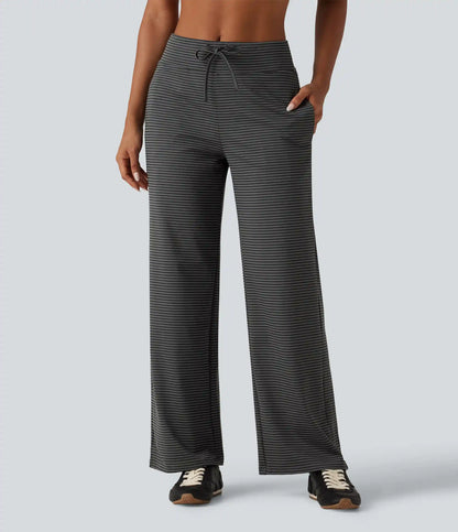 Mid Rise Stripe Straight Leg Yoga Pants with Pockets